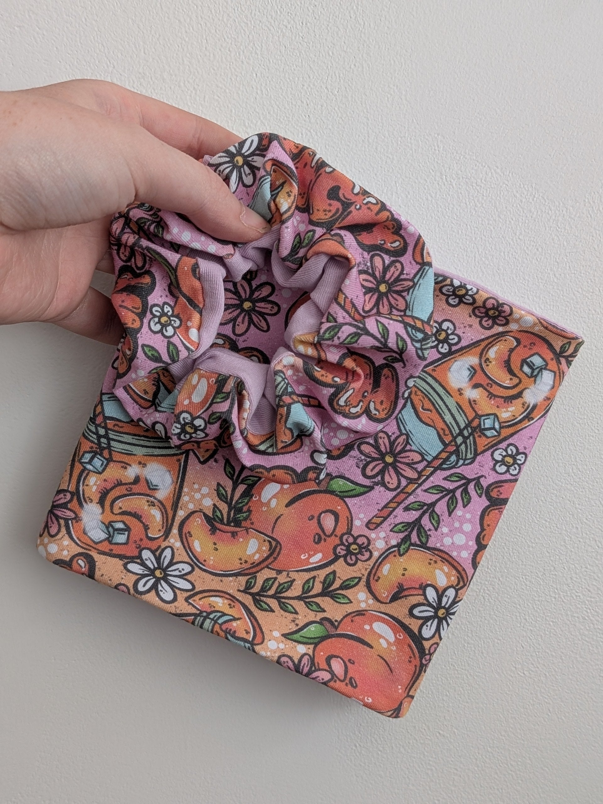 Peachy Tea Scrunchie (EXCLUSIVE)