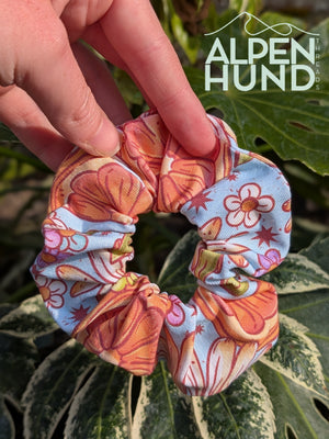 Citrus Daisies Scrunchie (EXCLUSIVE)